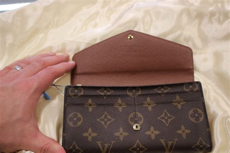 louis vuitton bags louis vuitton monogram wallet|louis vuitton sarah wallet.